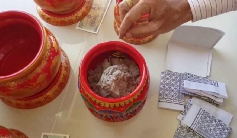 Hướng Dẫn Tự Bốc Bát Hương Gia Tiên Đúng Chuẩn Phong Thuỷ