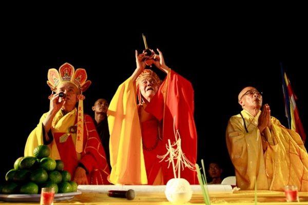 Tìm hiểu về Khai quang, Trì chú vật phẩm phong thủy