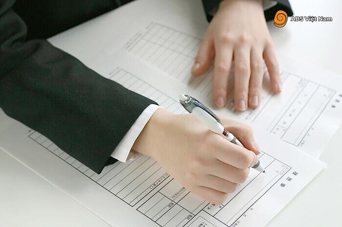 Cần tỉ mỉ trong quá trình viết sơ yếu lý lịch