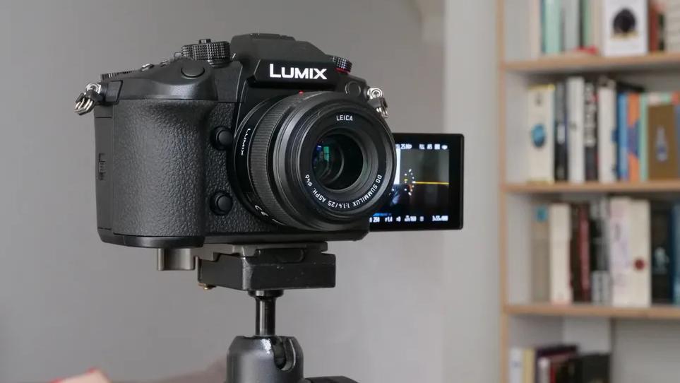 Panasonic Lumix GH6