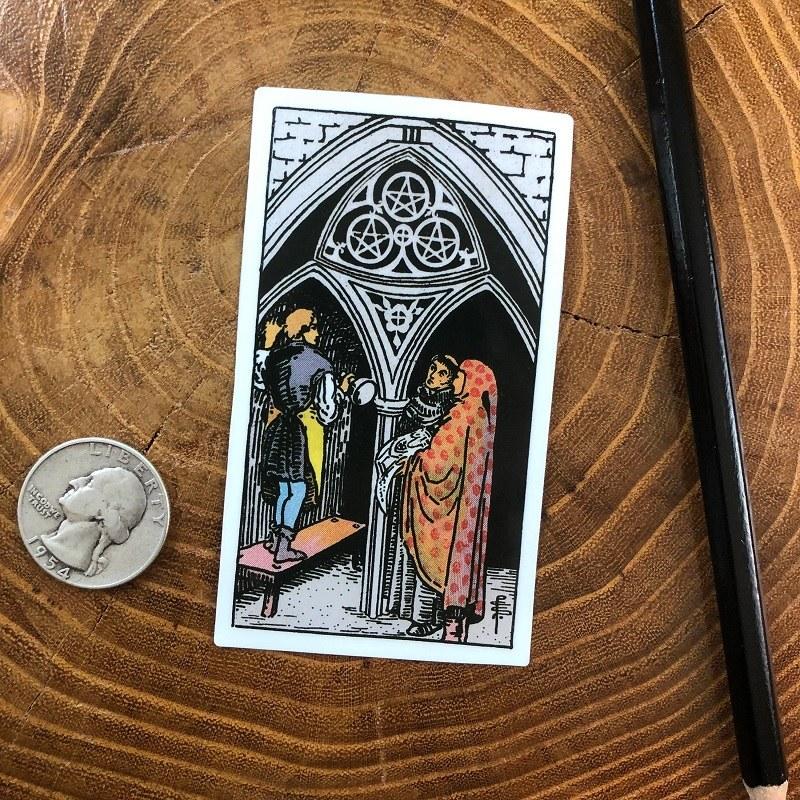 3 of Pentacles: Ý nghĩa trong tình yêu, sức khỏe và sự nghiệp