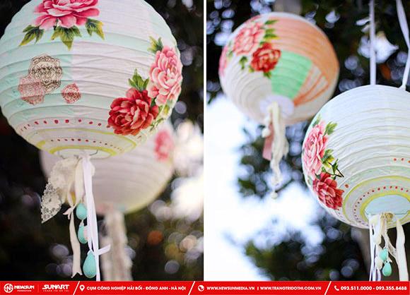 Trang trí cửa lớp mầm non ngày Tết với đèn lồng